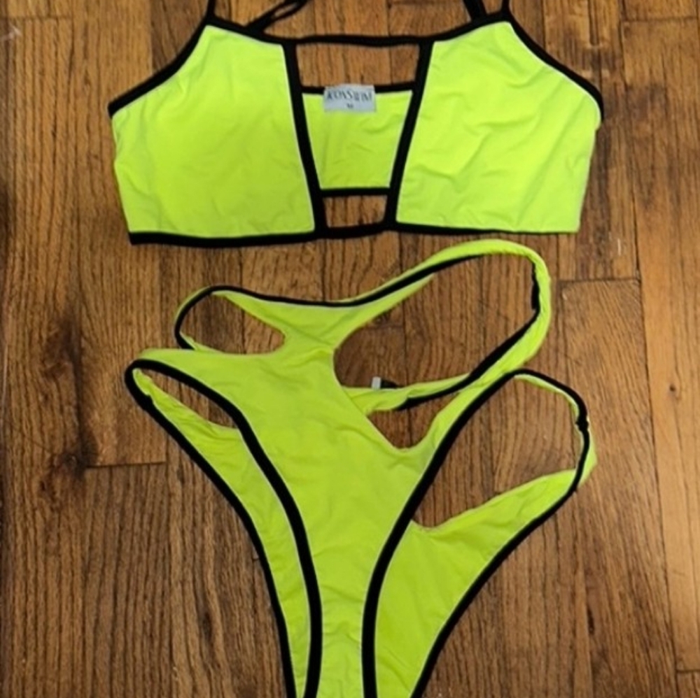 3/15.00 Icon Swimsuit
